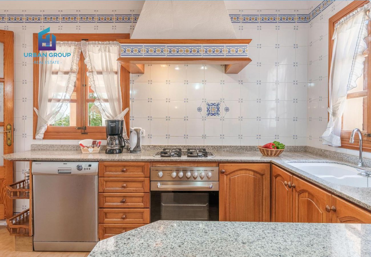 Casa rural en Pollensa / Pollença - Estupenda Villa en Pollensa  con Piscina y Yacusi