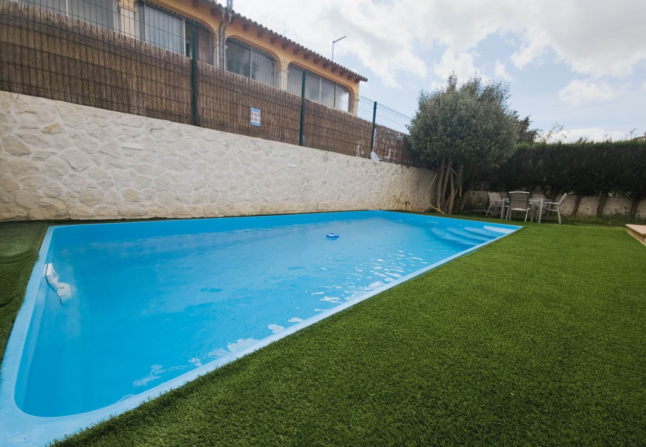 Casa en Muro - Casa a metros del mar 