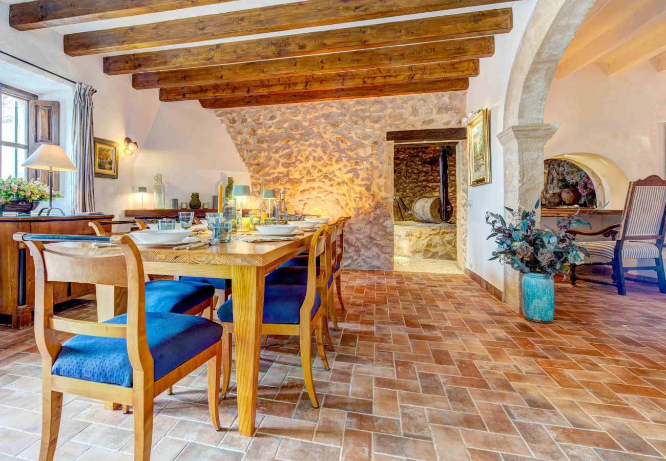 Casa rural en Pollensa - Finca reformada con piscina climatizada entre Pollensa y Puerto Pollensa