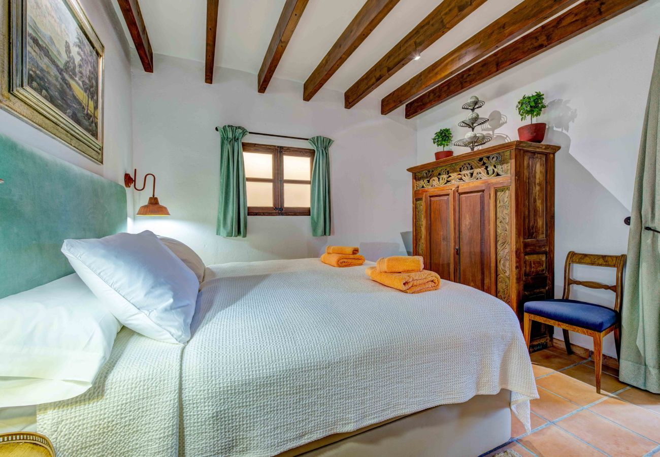 Casa rural en Pollensa - Finca reformada con piscina climatizada entre Pollensa y Puerto Pollensa