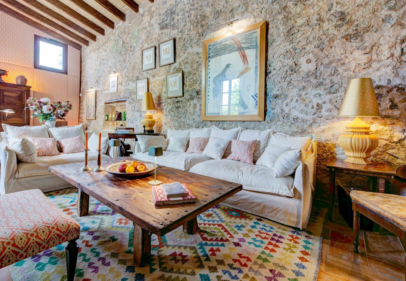 Casa rural en Pollensa - Finca reformada con piscina climatizada entre Pollensa y Puerto Pollensa