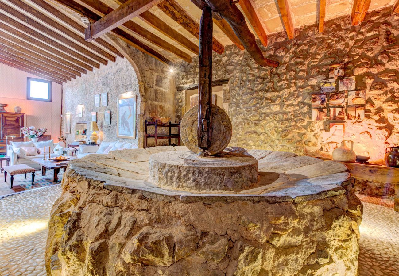 Casa rural en Pollensa - Finca reformada con piscina climatizada entre Pollensa y Puerto Pollensa