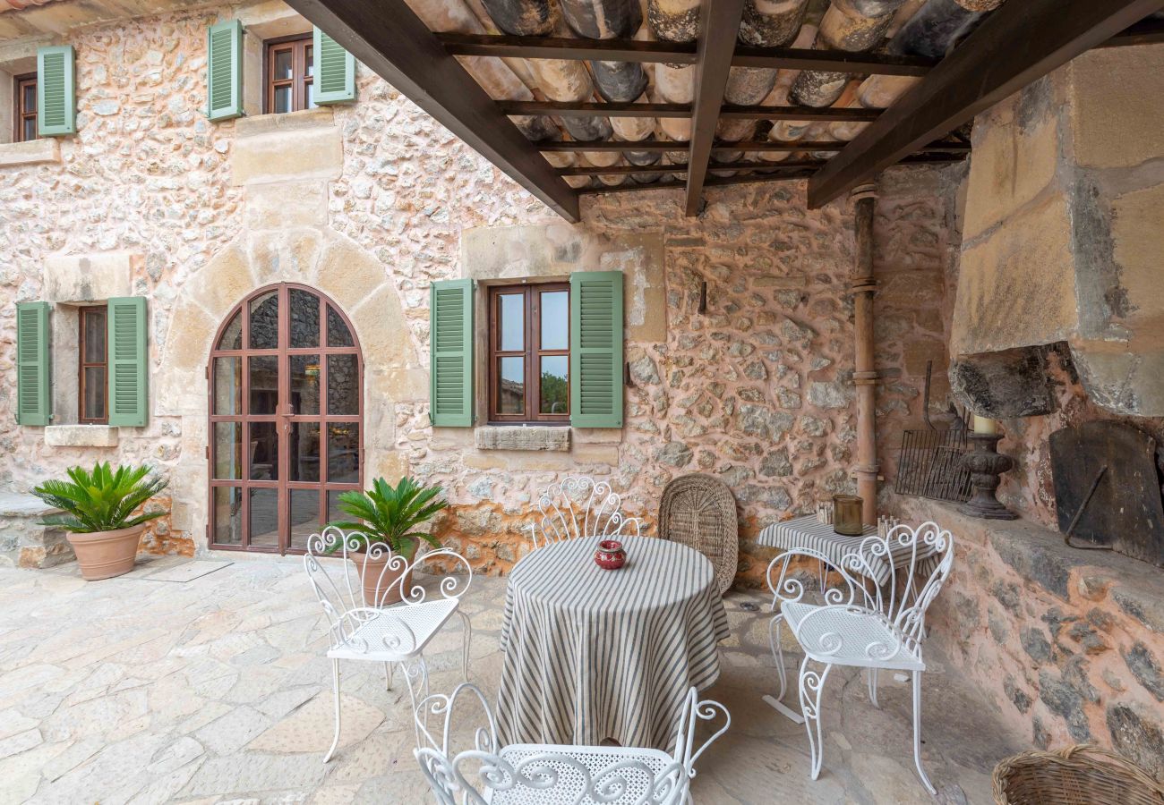 Casa rural en Pollensa - Finca reformada con piscina climatizada entre Pollensa y Puerto Pollensa