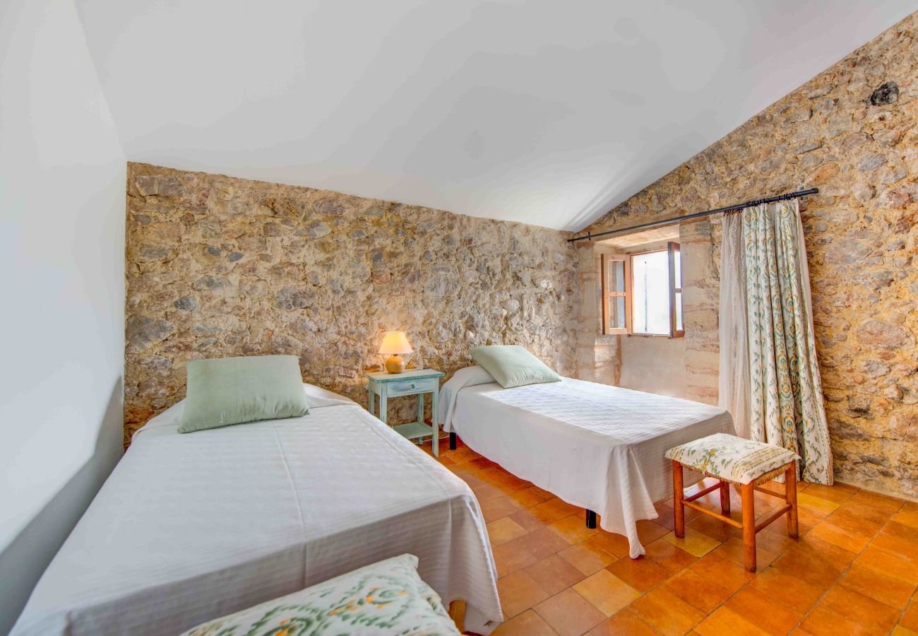 Villa en Port de Pollença - Preciosa finca rústica cerca de Pollensa