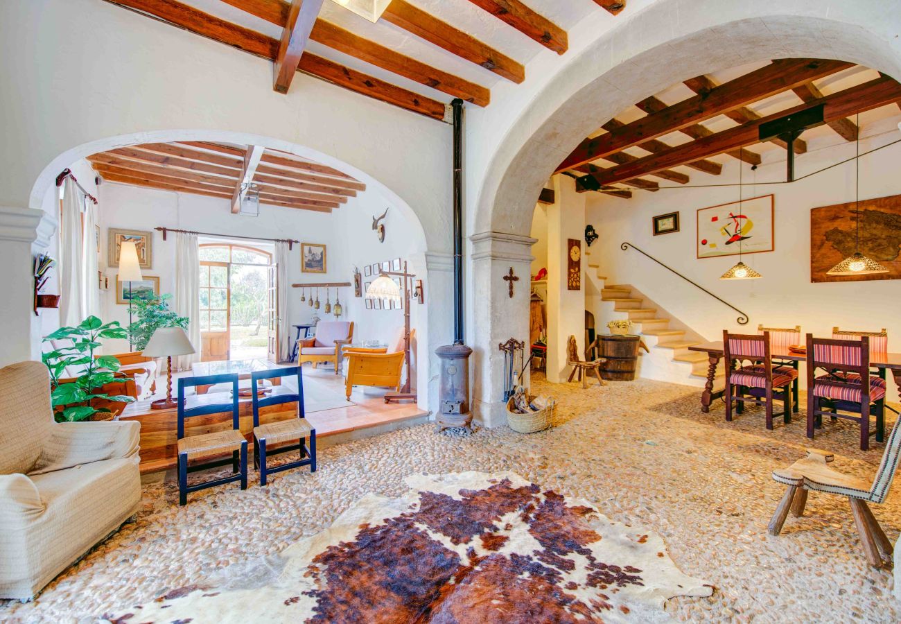 Villa en Port de Pollença - Preciosa finca rústica cerca de Pollensa