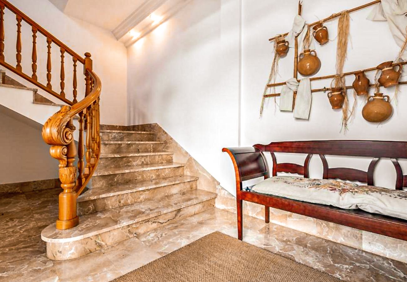 Chalet en Santa Margarida - Lujosa villa tradicional mallorquina de 4 dormitorios