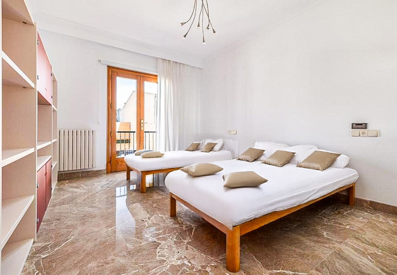 Chalet en Santa Margarida - Lujosa villa tradicional mallorquina de 4 dormitorios