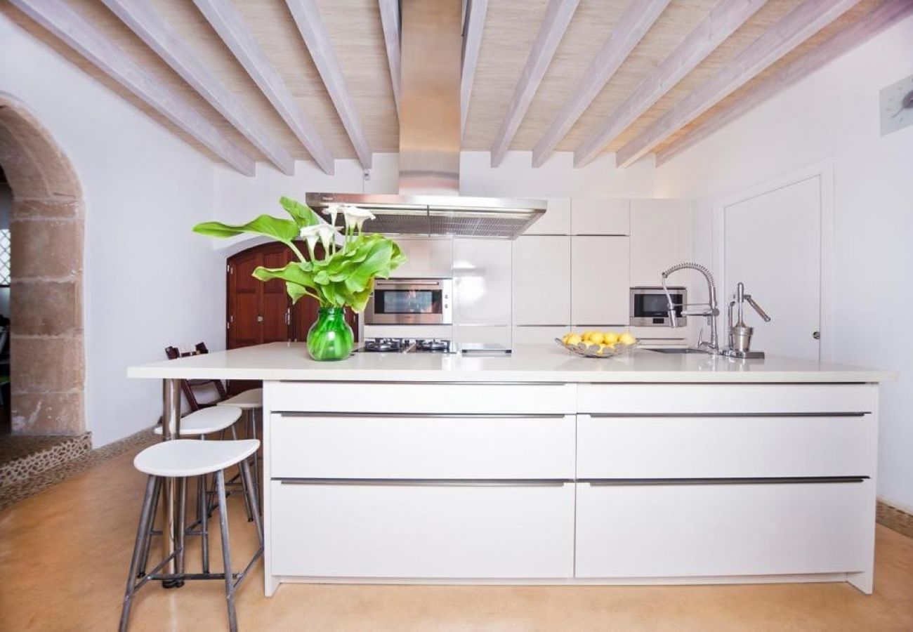 Ferienhaus in Alcudia - Fantastisches Stadthaus mit Swimmingpool
