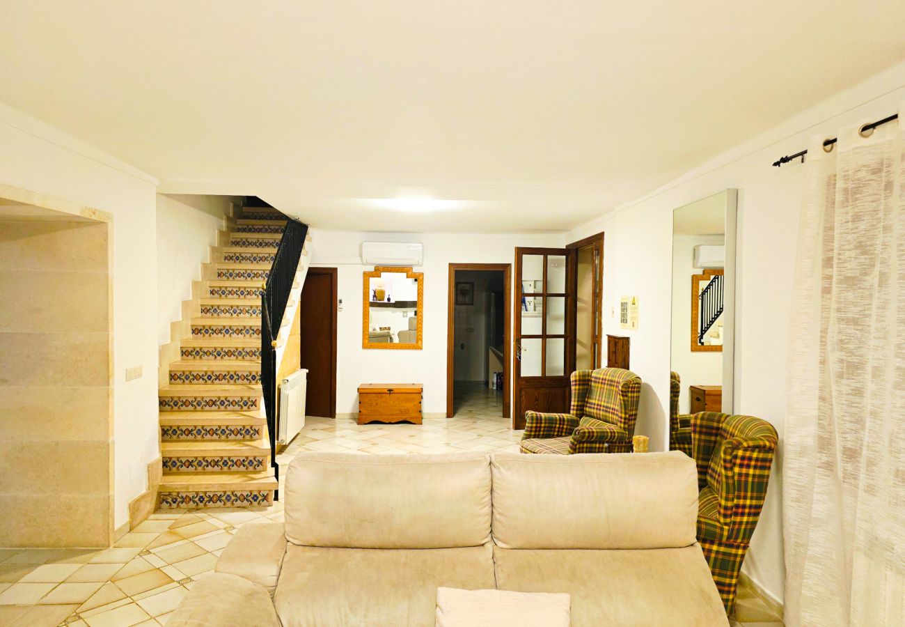 Villa in Santa Margarida - Große Villa zum Genießen und Ausruhen