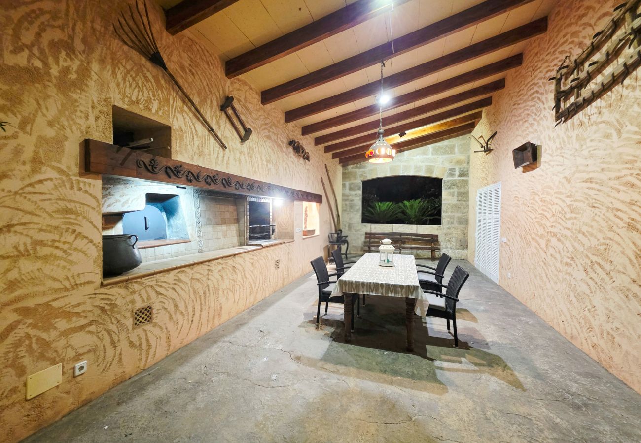 Villa in Santa Margarida - Große Villa zum Genießen und Ausruhen