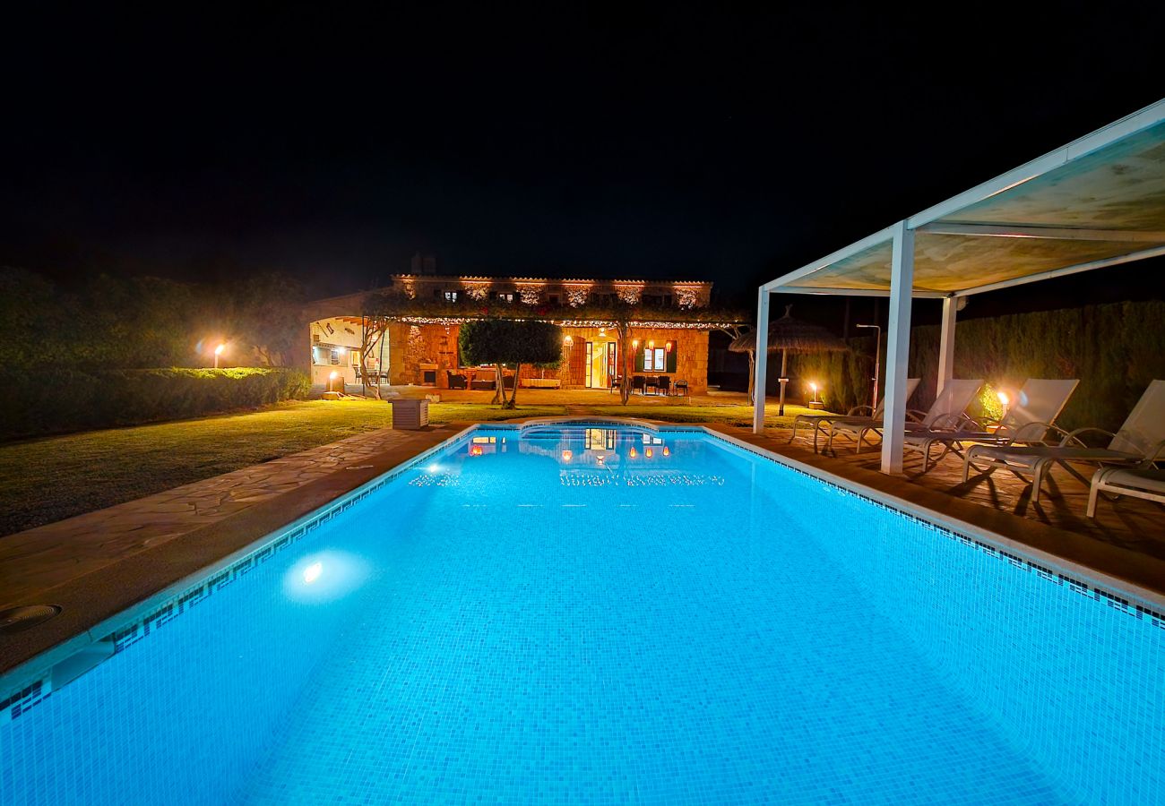Villa in Santa Margarida - Große Villa zum Genießen und Ausruhen