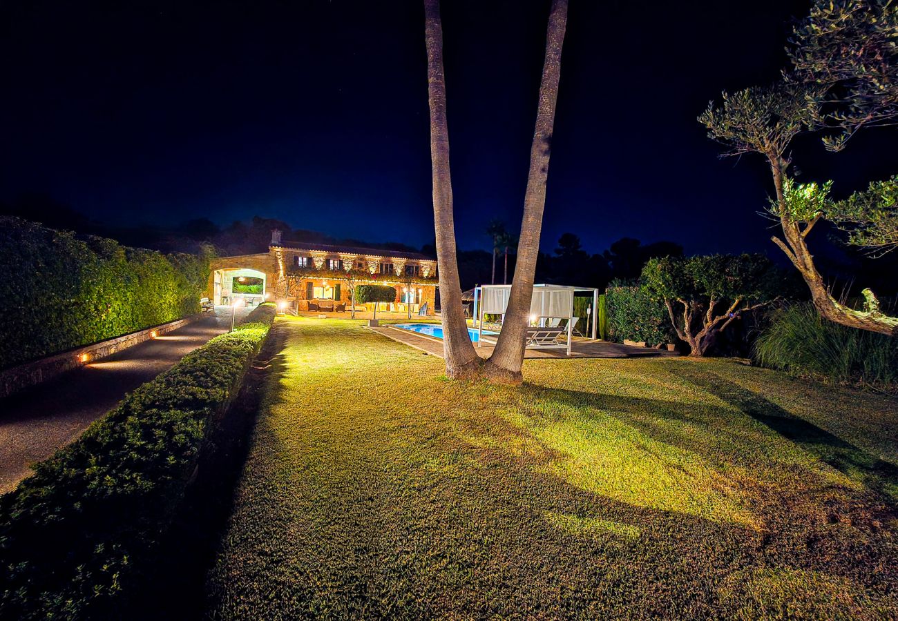Villa in Santa Margarida - Große Villa zum Genießen und Ausruhen