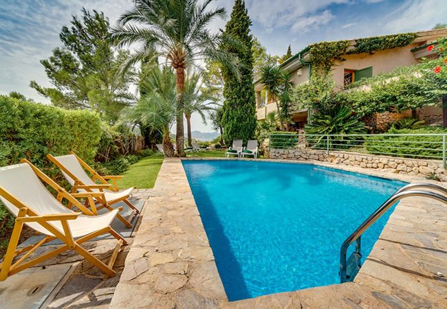 Chalet in Port de Pollença - Exklusive Luxusvilla mit Meerblick Chalet in Port de Pollença - Exklusive Luxusvilla mit Meerblick