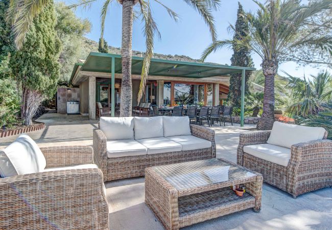 Chalet in Port de Pollença - Exklusive Luxusvilla mit Meerblick Chalet in Port de Pollença - Exklusive Luxusvilla mit Meerblick