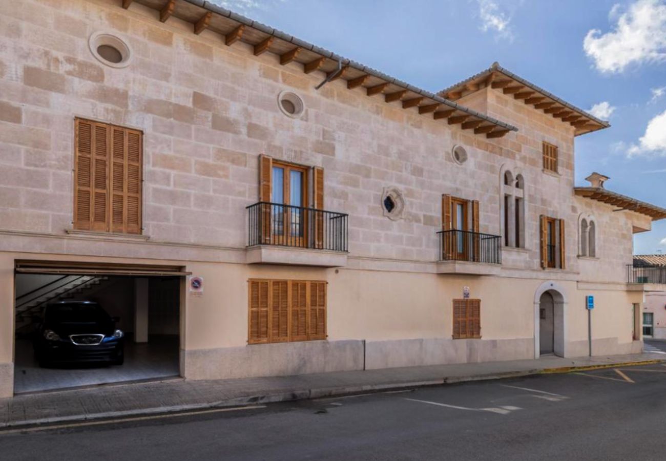 Chalet in Santa Margarida - Luxuriöse traditionell mallorquinische 4SZ Dorfvilla