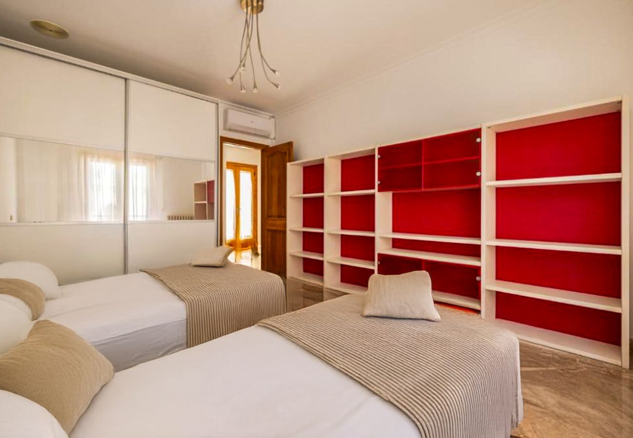 Chalet in Santa Margarida - Luxuriöse traditionell mallorquinische 4SZ Dorfvilla
