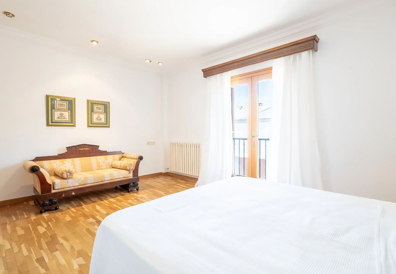 Chalet in Santa Margarida - Luxuriöse traditionell mallorquinische 4SZ Dorfvilla