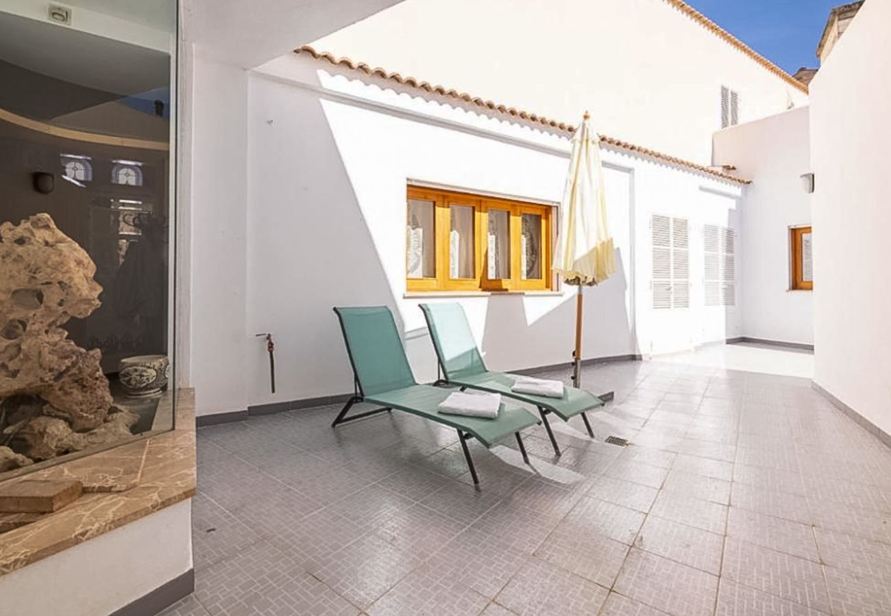 Chalet in Santa Margarida - Lujosa villa tradicional mallorquina de 4 dormitorios