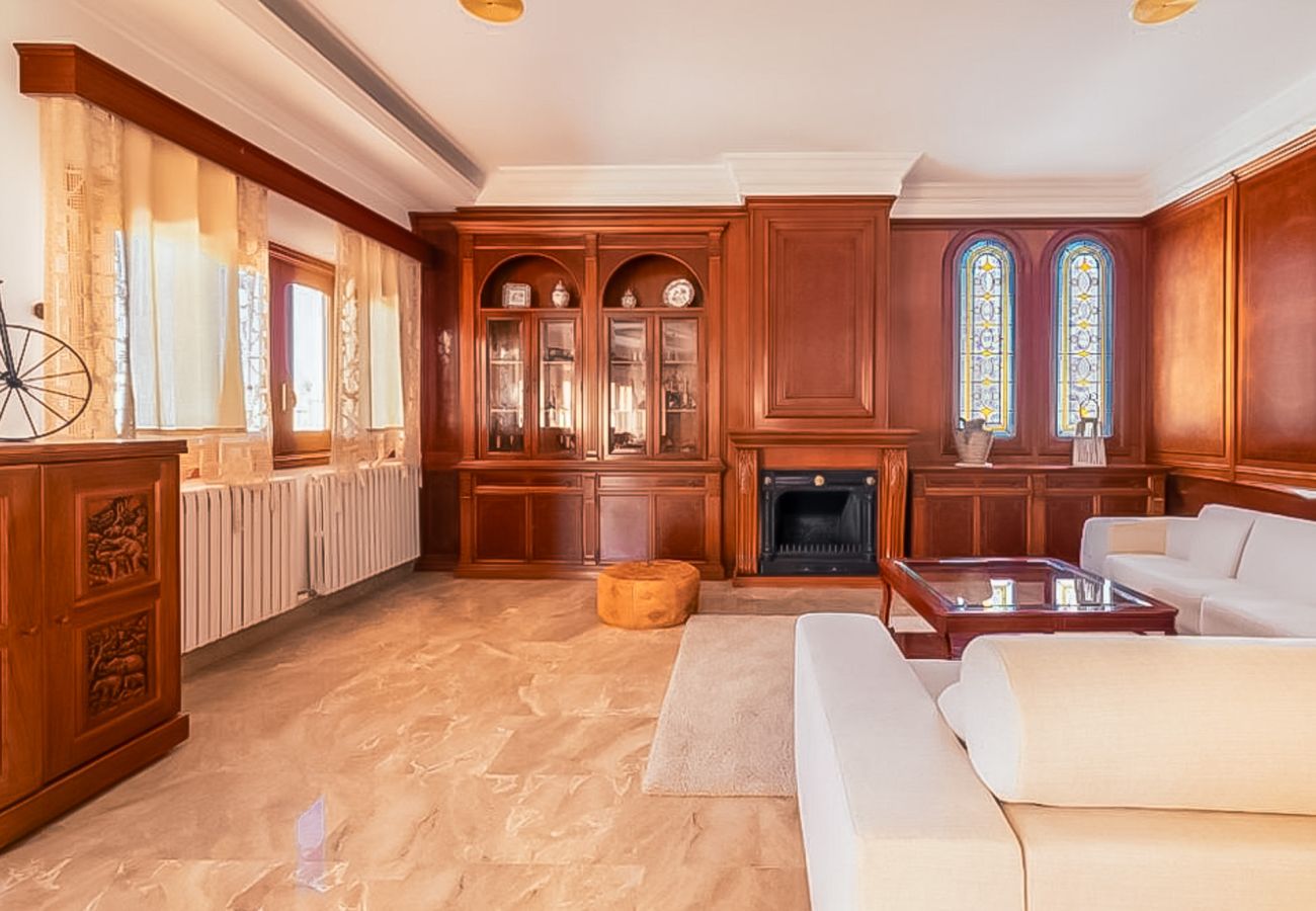 Chalet in Santa Margarida - Lujosa villa tradicional mallorquina de 4 dormitorios