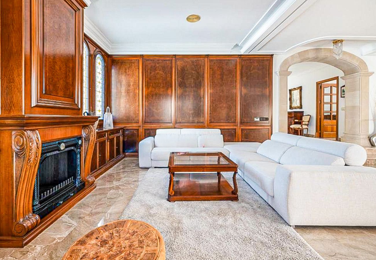 Chalet in Santa Margarida - Lujosa villa tradicional mallorquina de 4 dormitorios