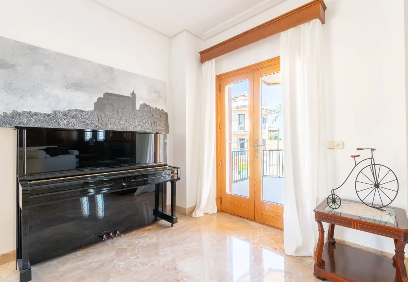 Chalet in Santa Margarida - Lujosa villa tradicional mallorquina de 4 dormitorios